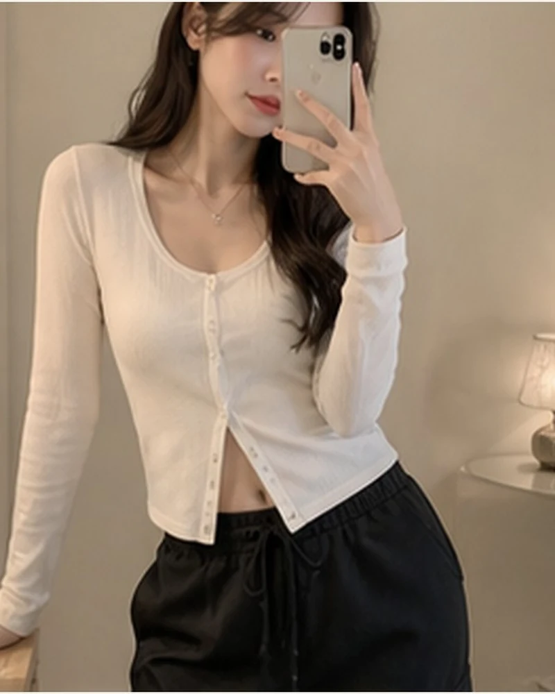 화이트 핏 가디건 티